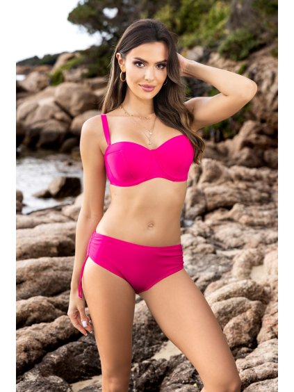 Tmavě růžové bikiny plavky