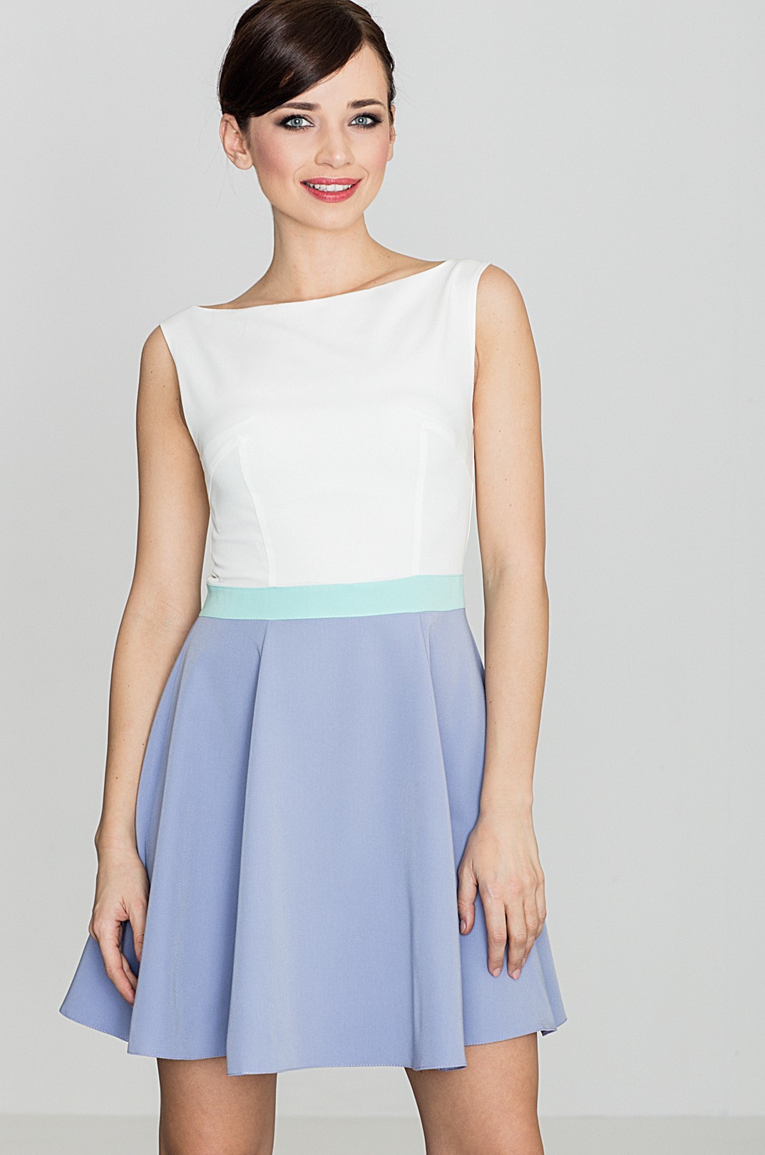 Bílé šaty s fialovou sukní K083 Velikost: M