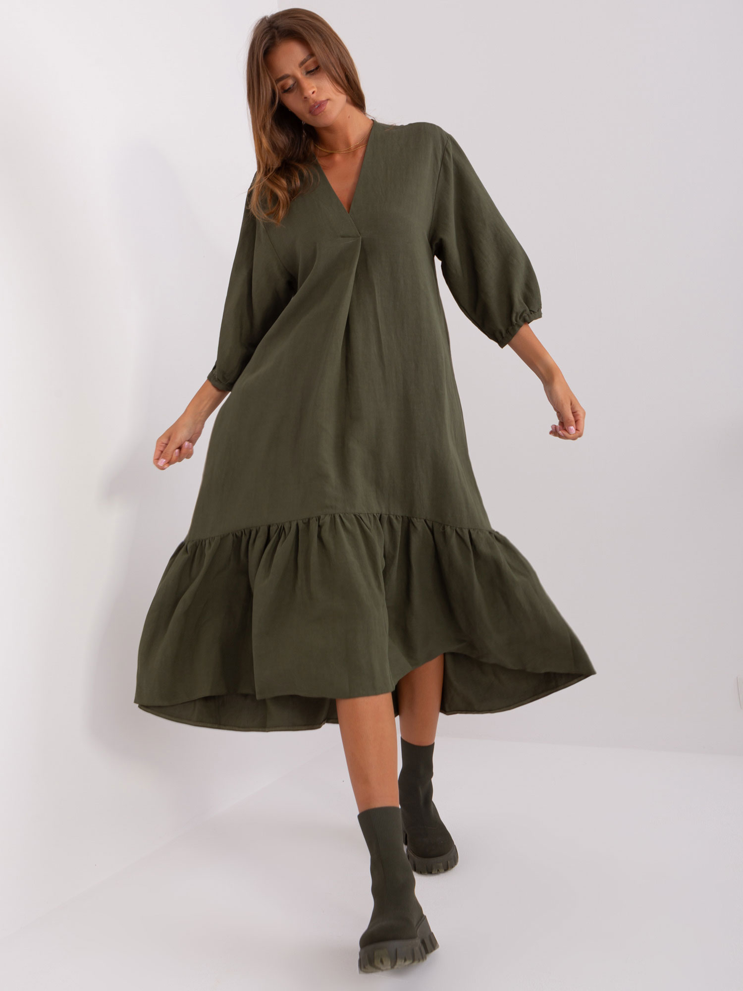 KHAKI OVERSIZE ŠATY S VOLÁNEM -CHA-SK-9012.02P-KHAKI Velikost: S/M