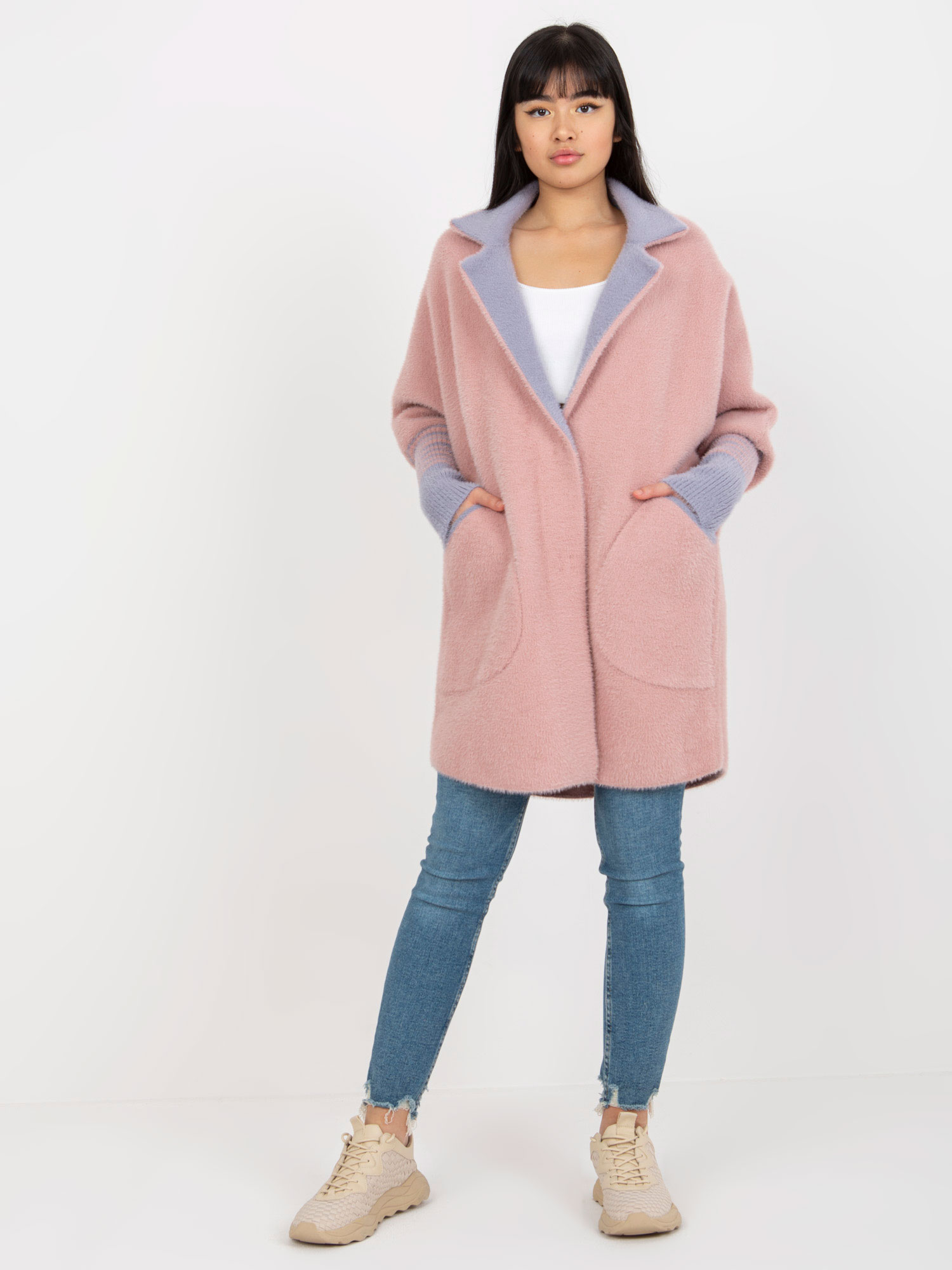 Tmavě růžový kabát s kapsami a límečkem -MBM-PL-2001.95P-dark pink Velikost: ONE SIZE