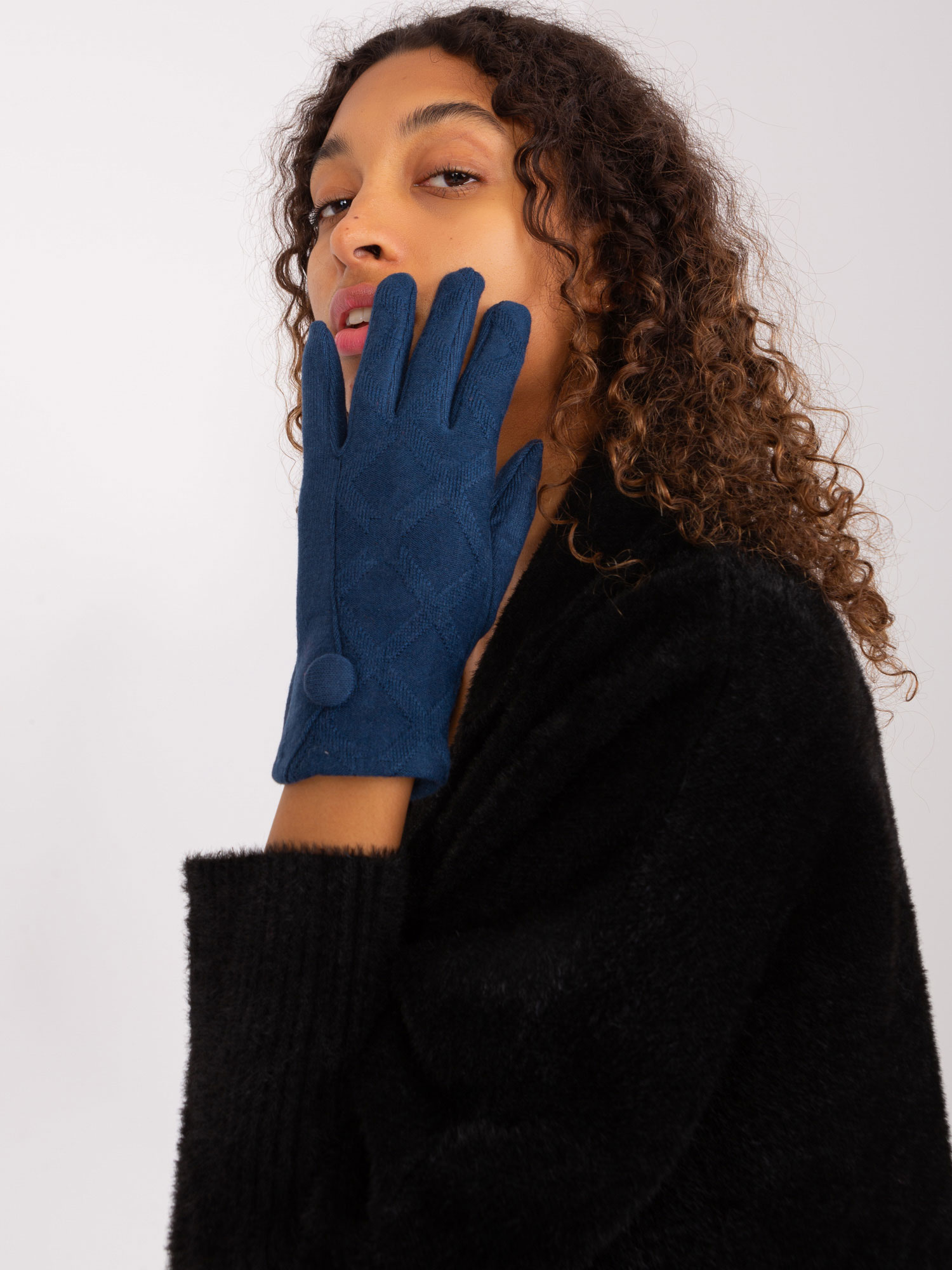 Tmavě modré rukavice s ozdobným knoflíkem -AT-RK-239501.10-sea blue Velikost: S/M