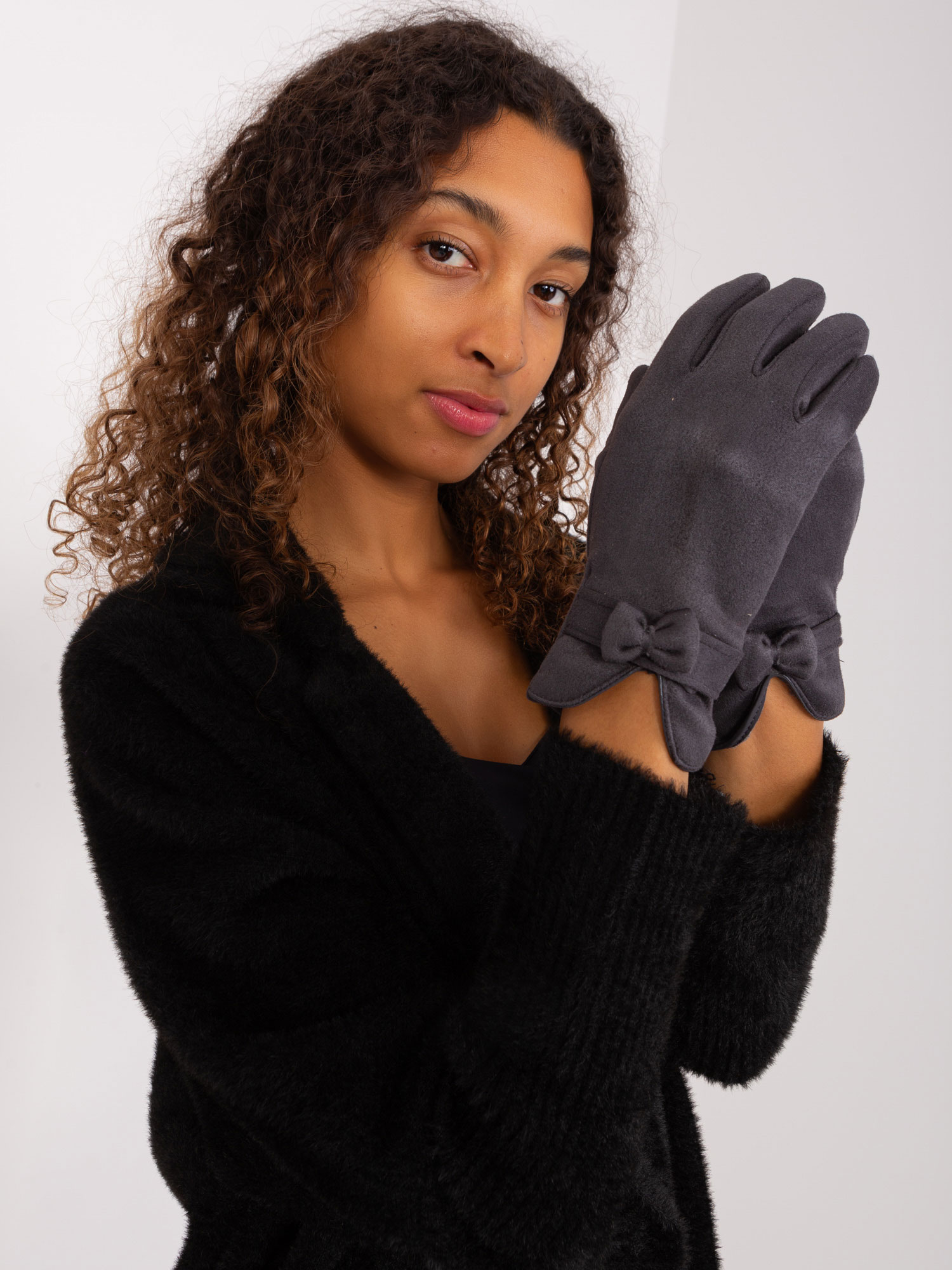 Tmavě šedé rukavice s mašličkou AT-RK-9003A.85-dark grey Velikost: L/XL