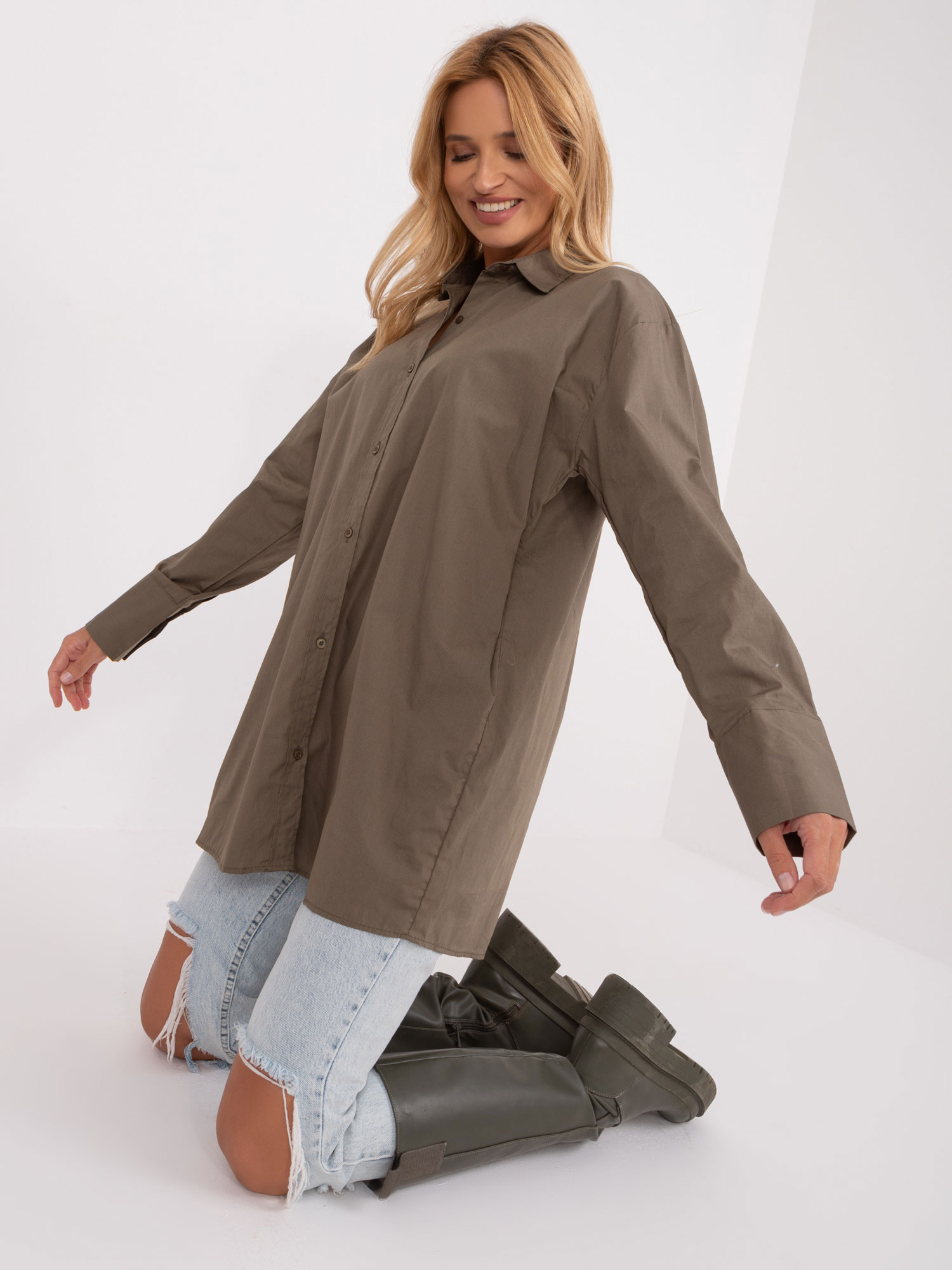 KHAKI PRODLOUŽENÁ KOŠILE -BA-KS-0378.60-KHAKI Velikost: S