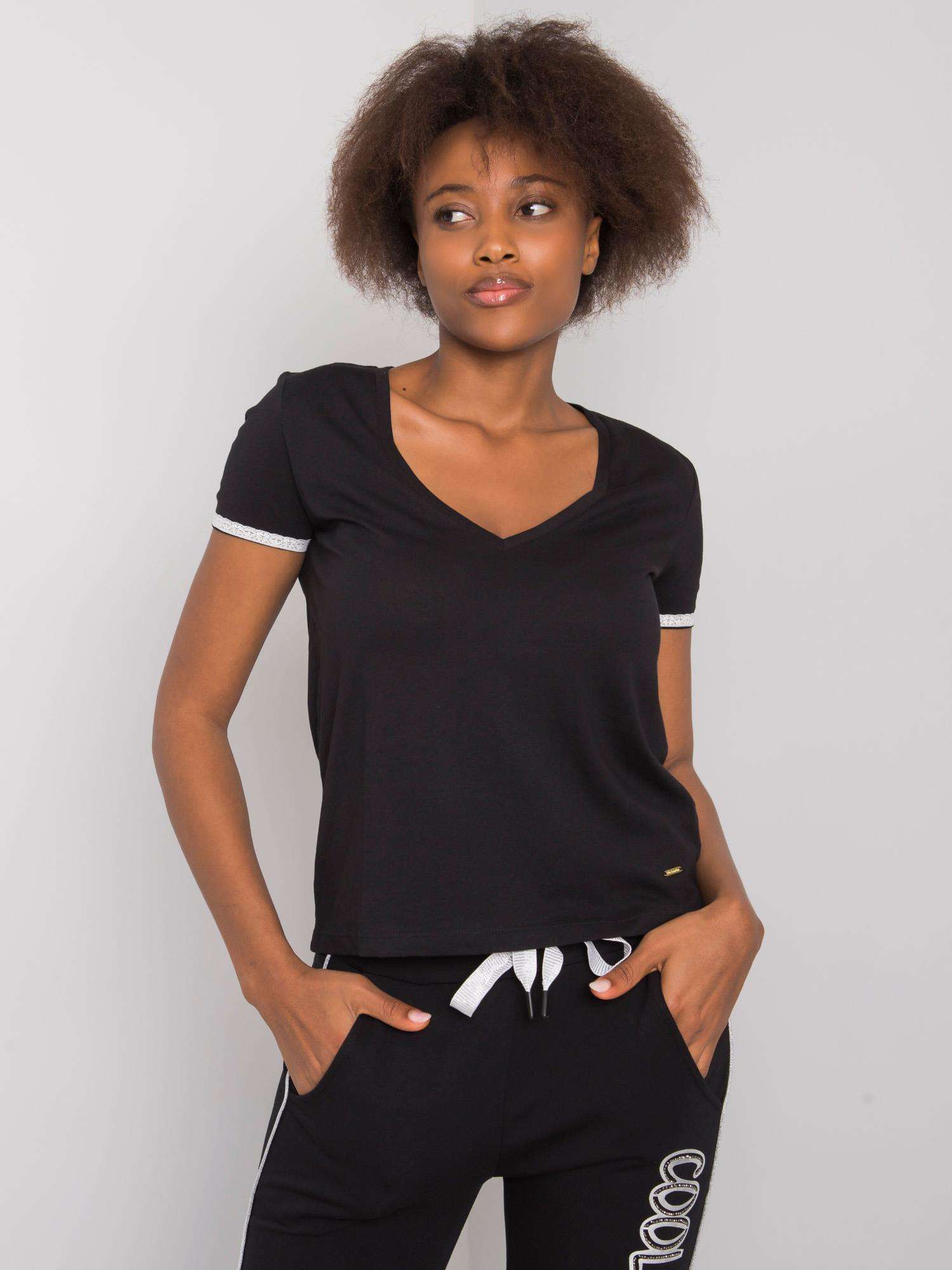 Černé dámské tričko s výstřihem do V TW-TS-G-049-1.80P-black Velikost: M