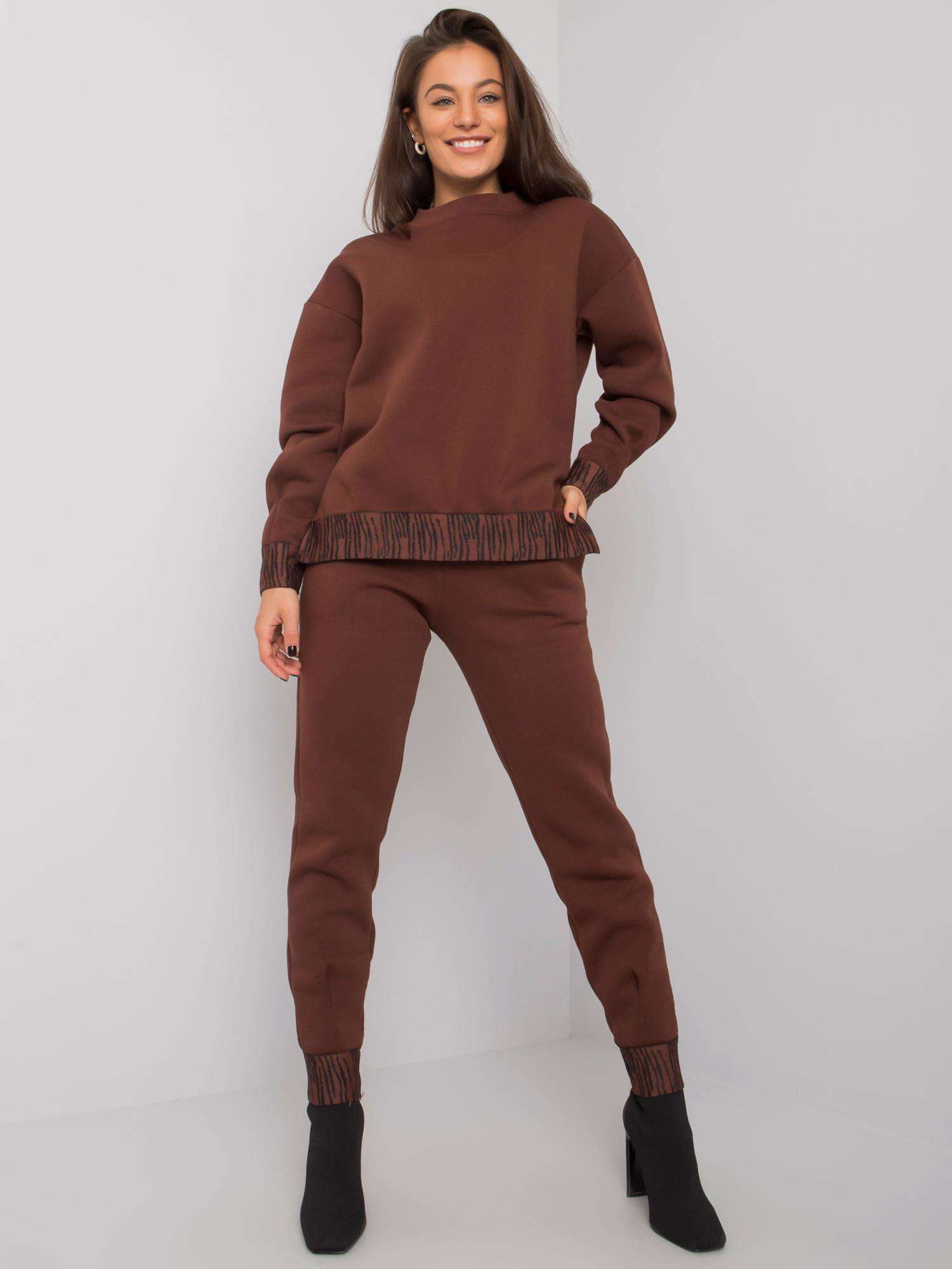 Hnědá dámská tepláková souprava FA-KMPL-6497.05P-brown Velikost: L/XL