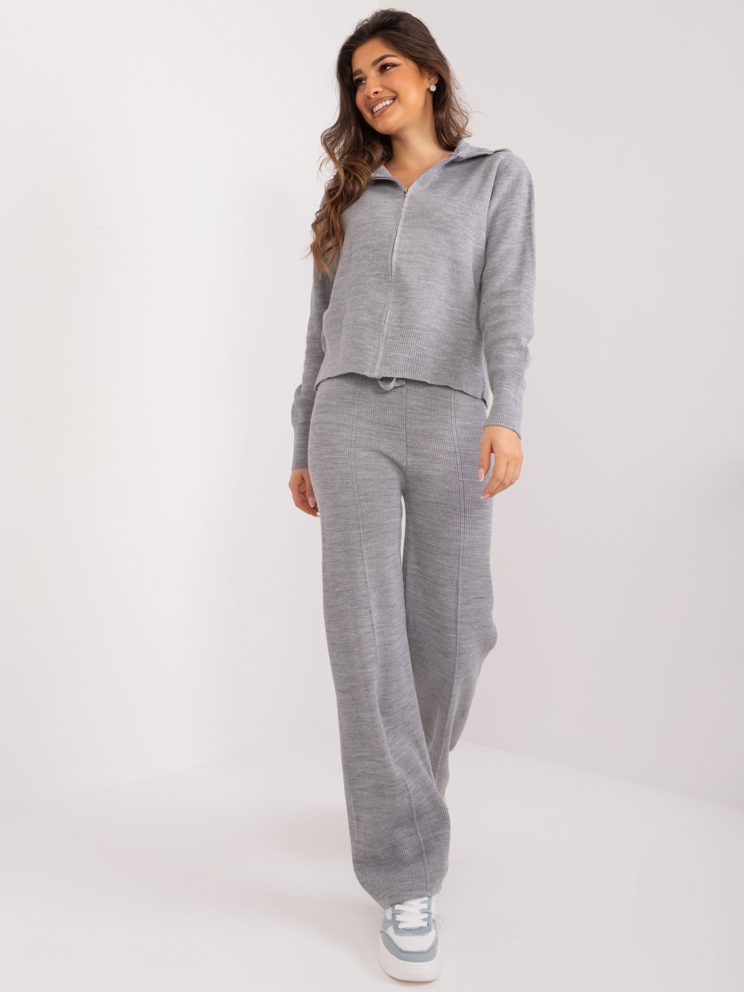 ŠEDÁ SOUPRAVA KALHOT A SVETRU BA-KMPL-0104.46-GREY Velikost: ONE SIZE