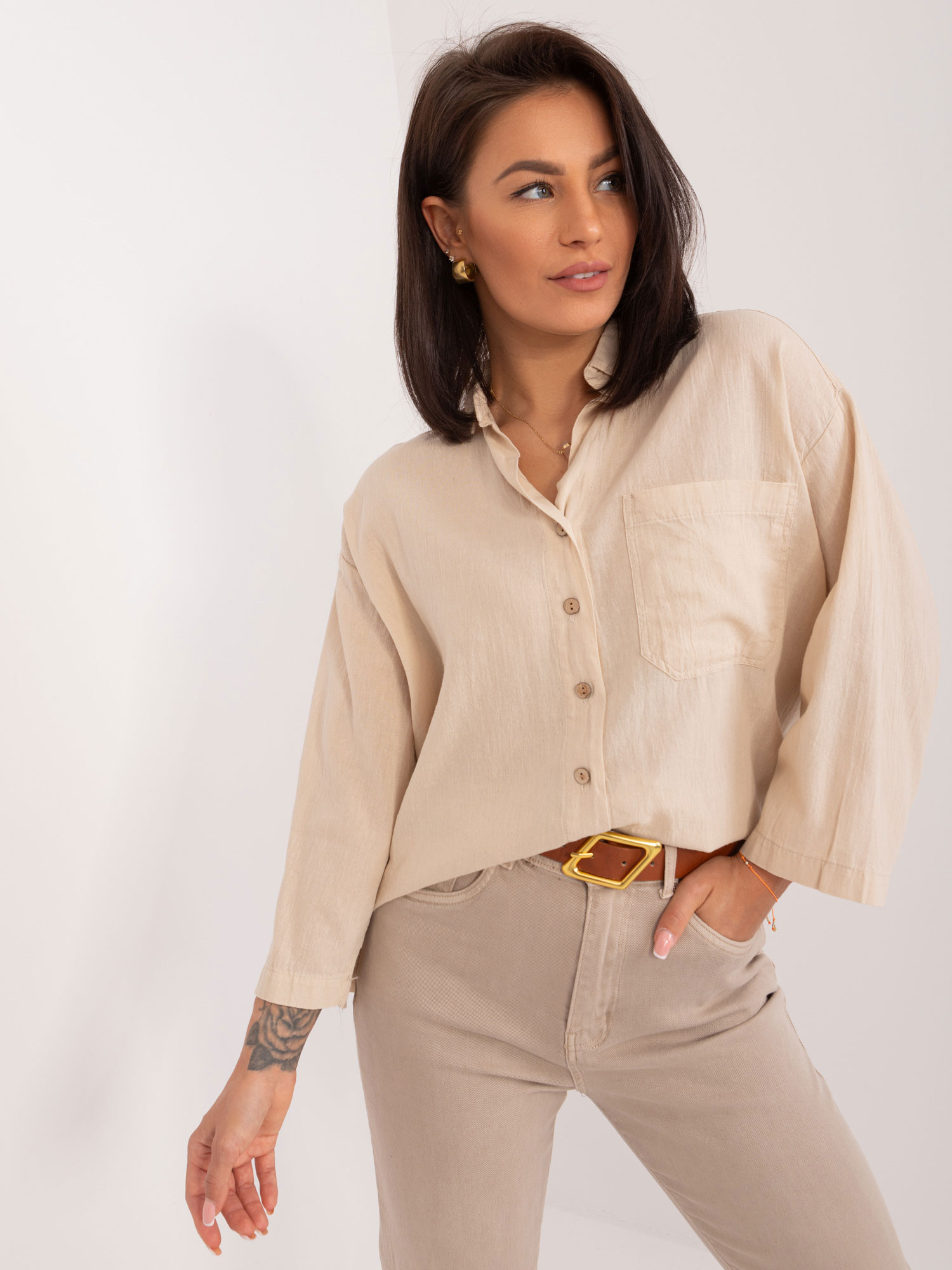 BÉŽOVÁ BAVLNĚNÁ OVERSIZE KOŠILE BP-KS-1135.06-BEIGE Velikost: M