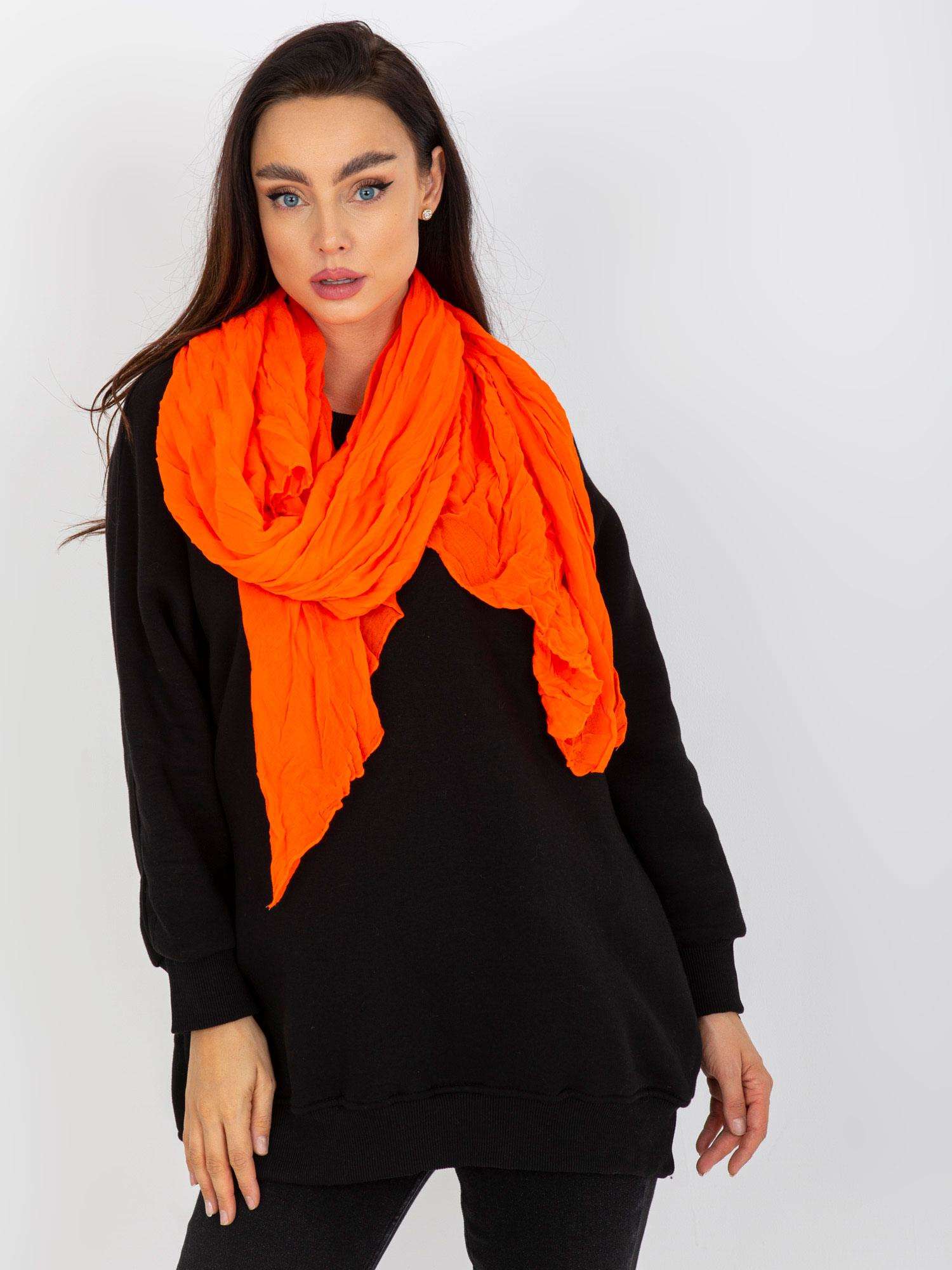 NEONOVĚ ORANŽOVÝ HLADKÝ VISKÓZOVÝ ŠÁTEK -AT-CH-1905-FLUO ORANGE Velikost: ONE SIZE