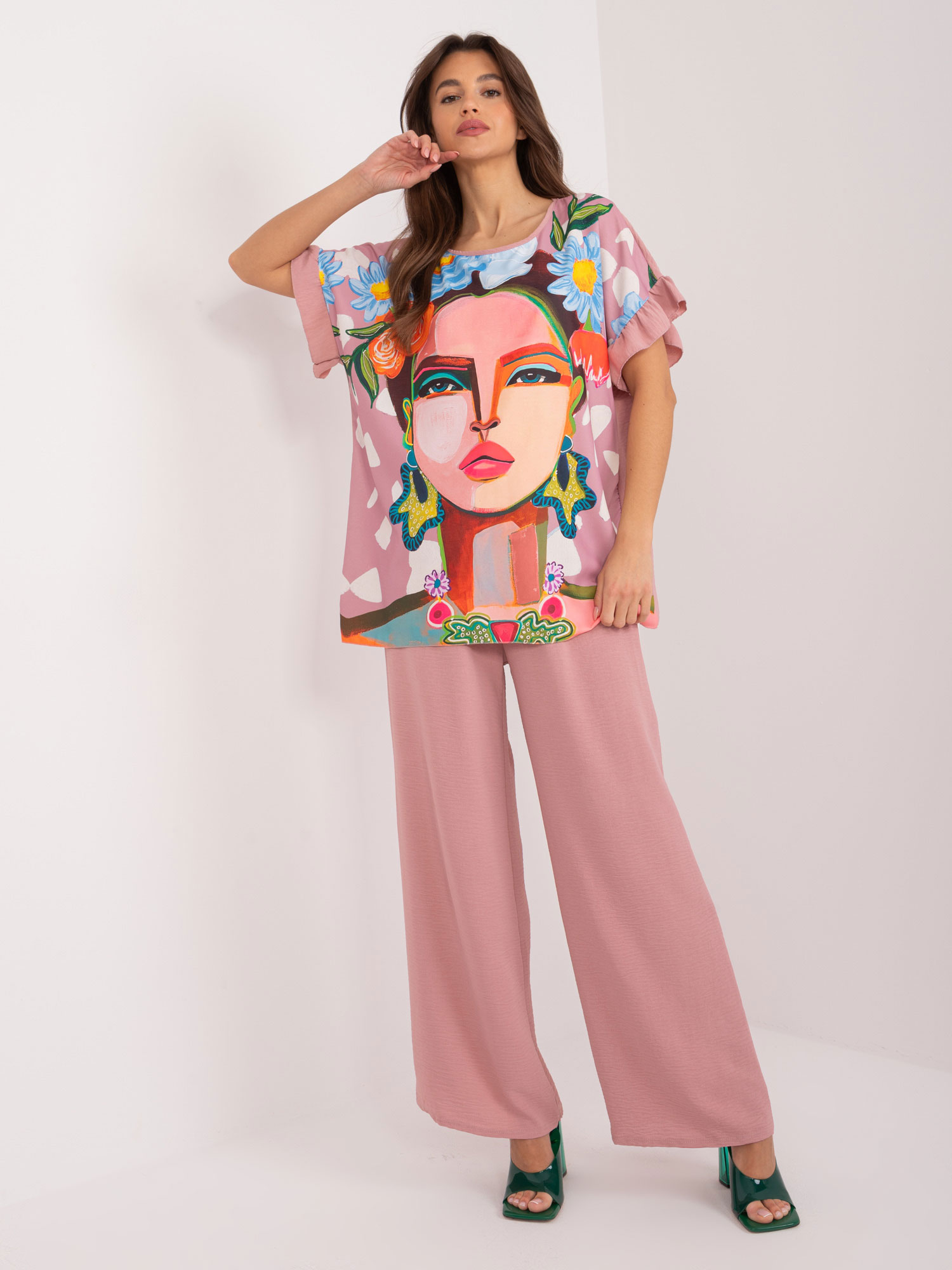 Růžový komplet širokých kalhot a volného trička s potiskem DHJ-KMPL-8935.27-pink Velikost: ONE SIZE