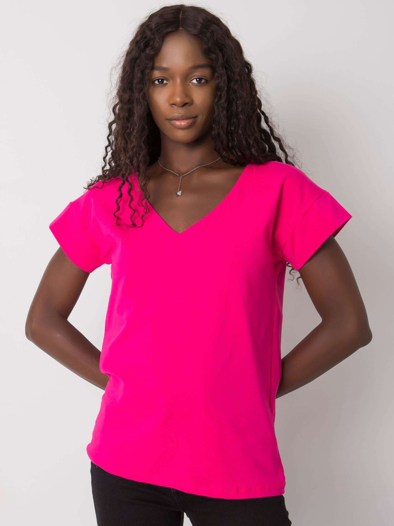 Růžové tričko s výstřihem na zádech RV-BZ-6928.36-fuchsia Velikost: M