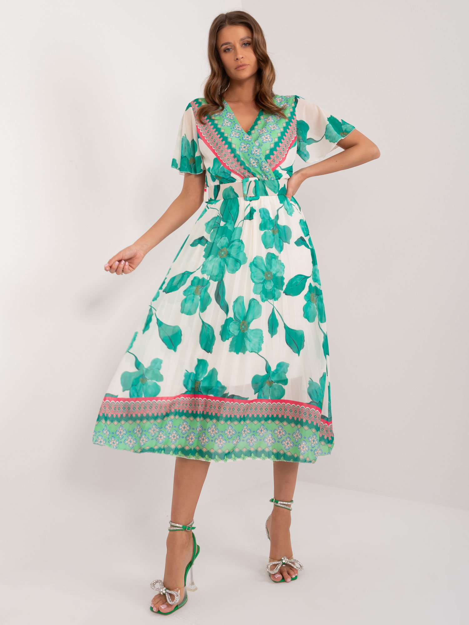 Smetanovo-zelené květované midi šaty s páskem DHJ-SK-11331-5.19-green Velikost: ONE SIZE