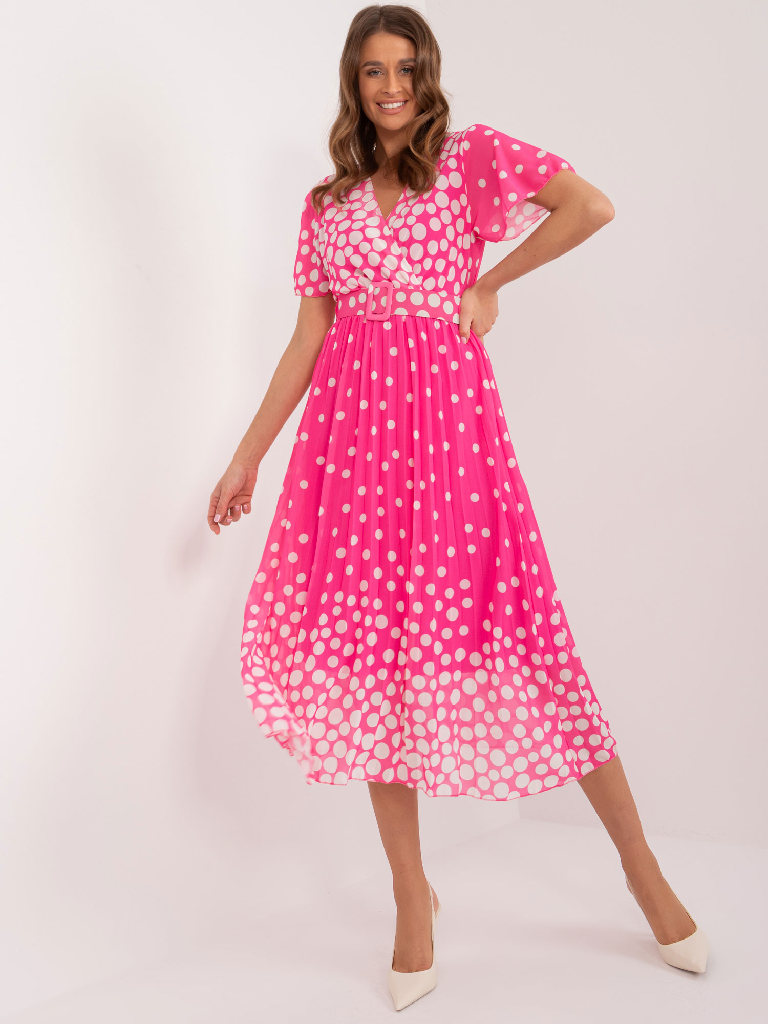 Tmavě růžové midi šaty s puntíky a páskem -DHJ-SK-11331-6.39-dark pink Velikost: ONE SIZE