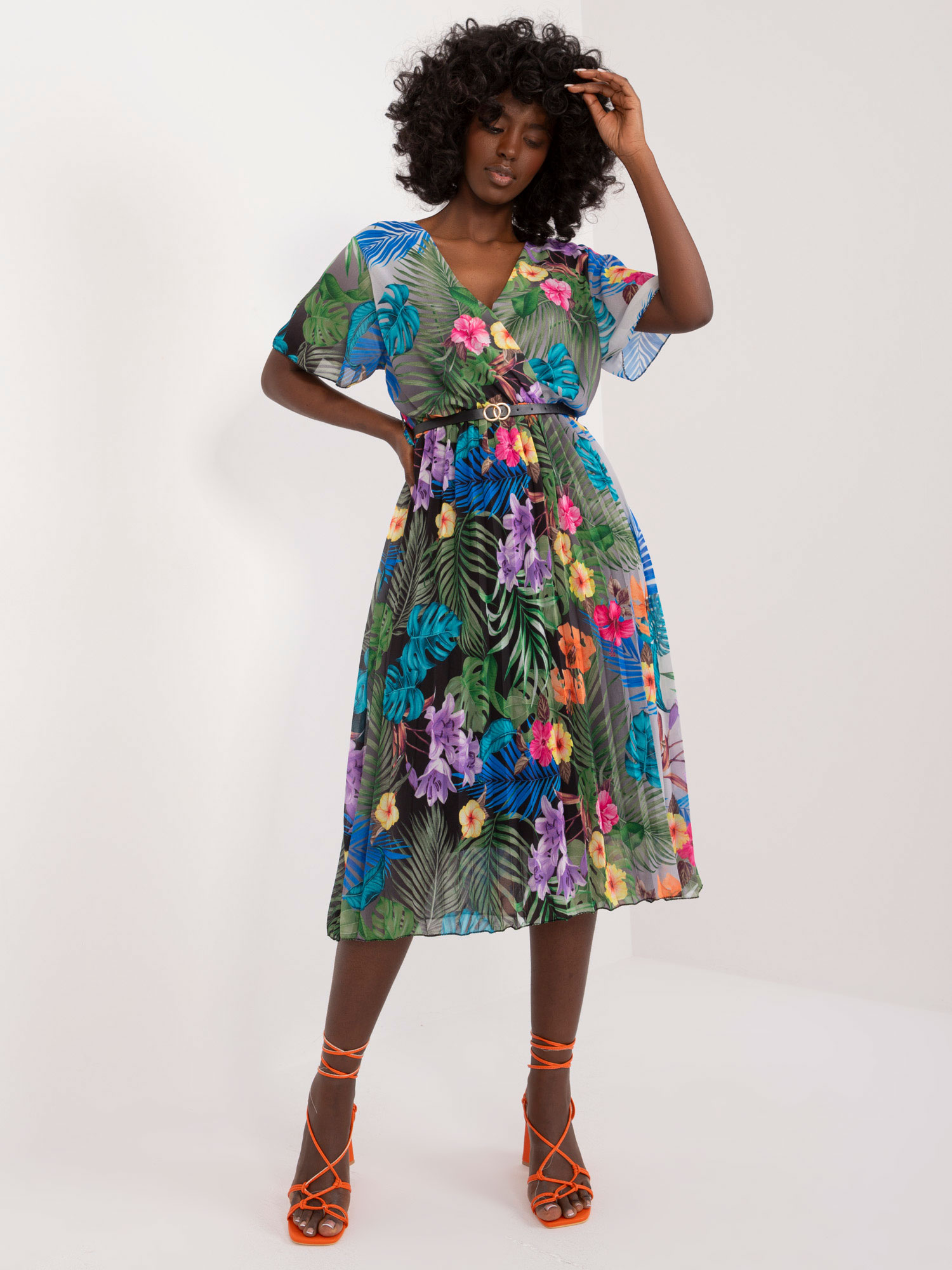 Barevné květované midi šaty s páskem DHJ-SK-13162-4.32-mix color Velikost: ONE SIZE