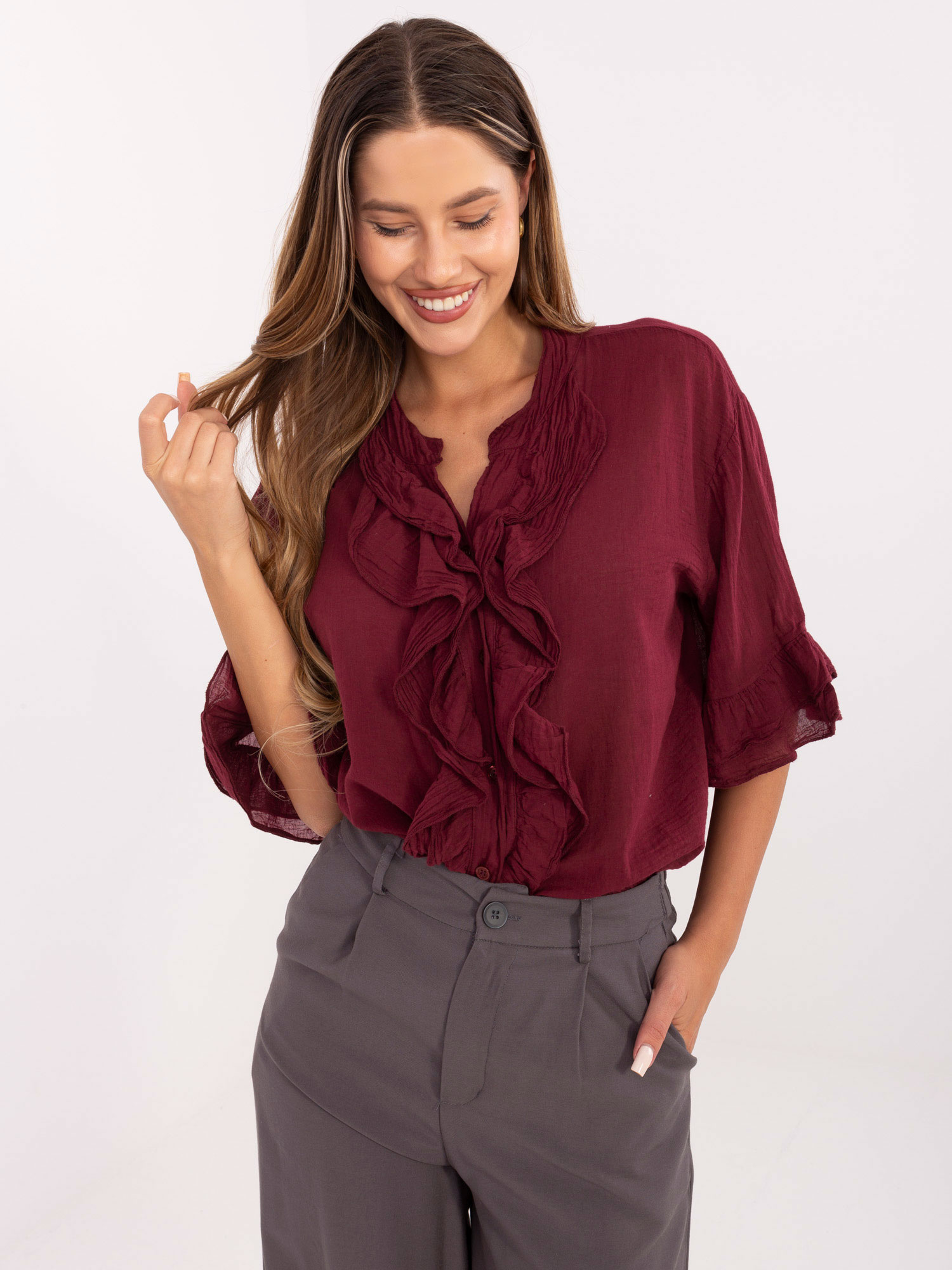 Vínová dámská bavlněná košile s volány a 3/4 rukávy MI-KS-92224.95-bordo Velikost: ONE SIZE