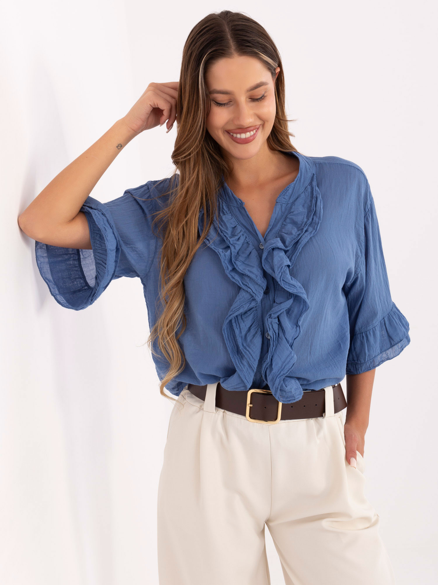 Modrá dámská bavlněná košile s volány a 3/4 rukávy MI-KS-92224.95-dark blue Velikost: ONE SIZE