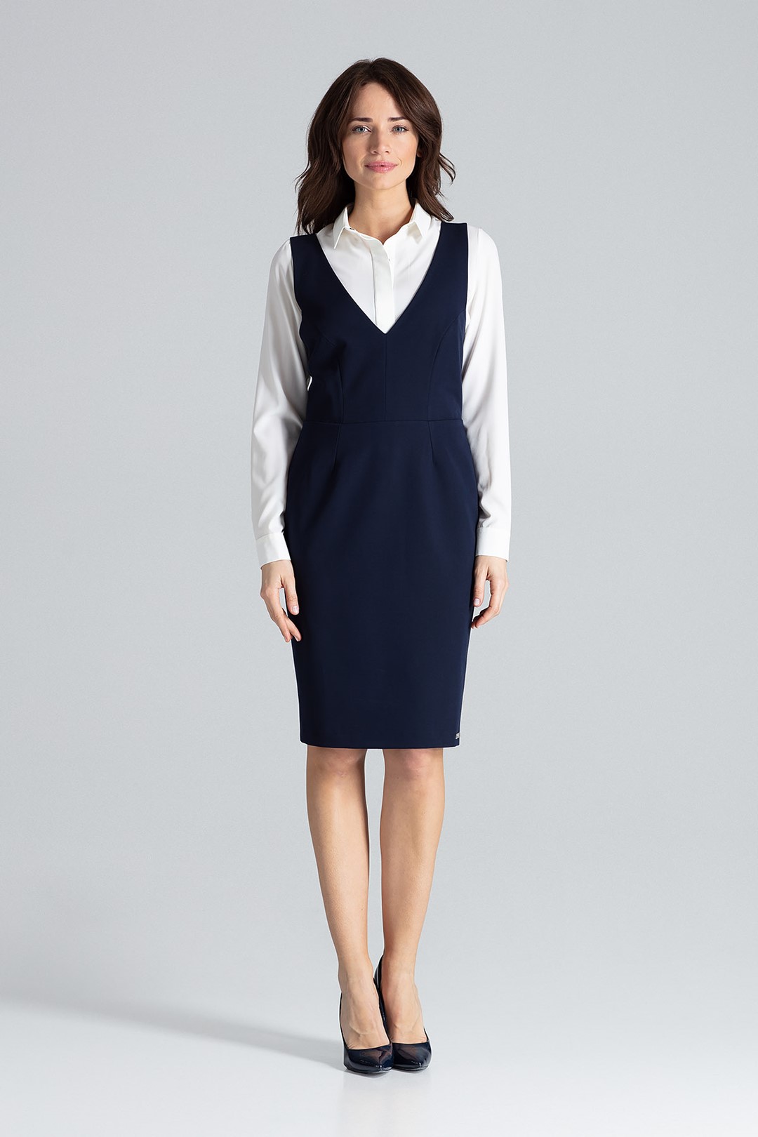 Elegantní šaty s výstřihem do V L039 Navy (Velikost S)
