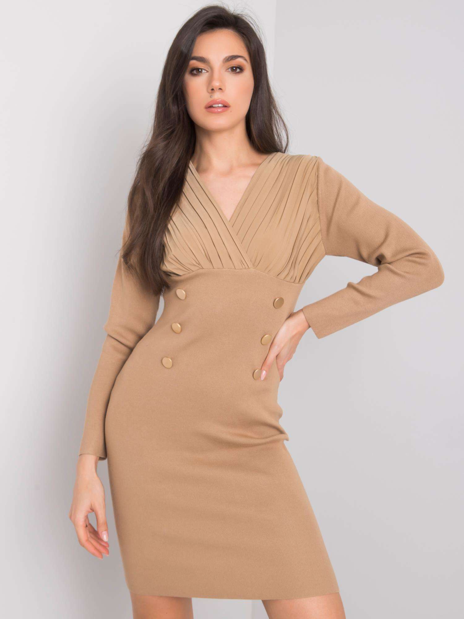 BÉŽOVÉ DÁMSKÉ PŘILÉHAVÉ ŠATY S KNOFLÍKY EM-SK-J50027.63P-BEIGE Velikost: S/M