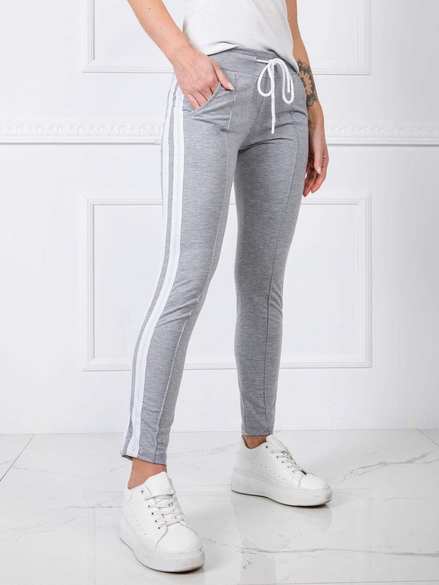 DÁMSKÉ SVĚTLE ŠEDÉ SPORTOVNÍ KALHOTY RV-DR-5407.88-LIGHT GREY Velikost: XL