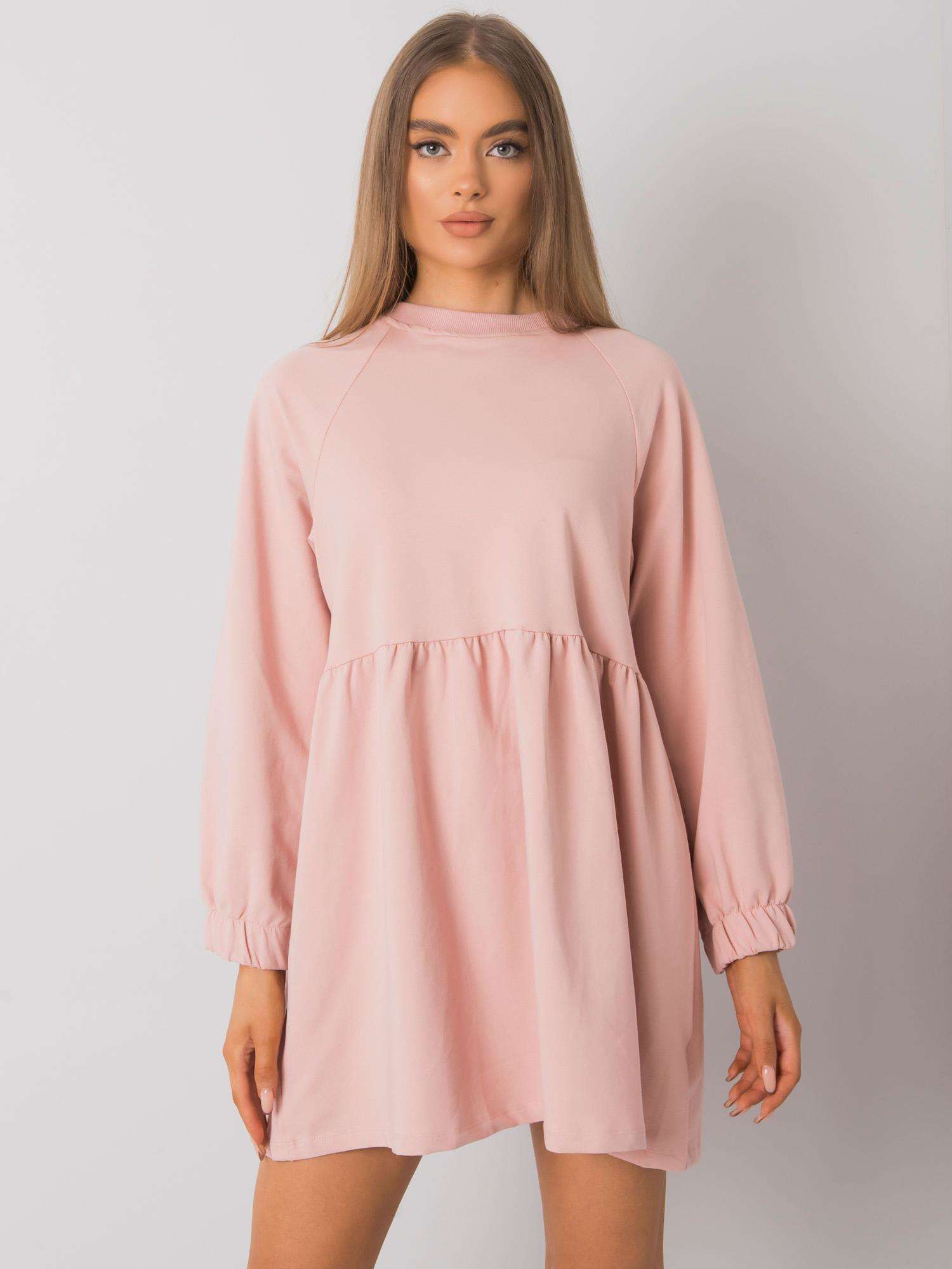 SVĚTLE RŮŽOVÉ MINI MIKINOVÉ ŠATY S DLOUHÝMI RUKÁVY RV-SK-7247.15P-PINK Velikost: S/M