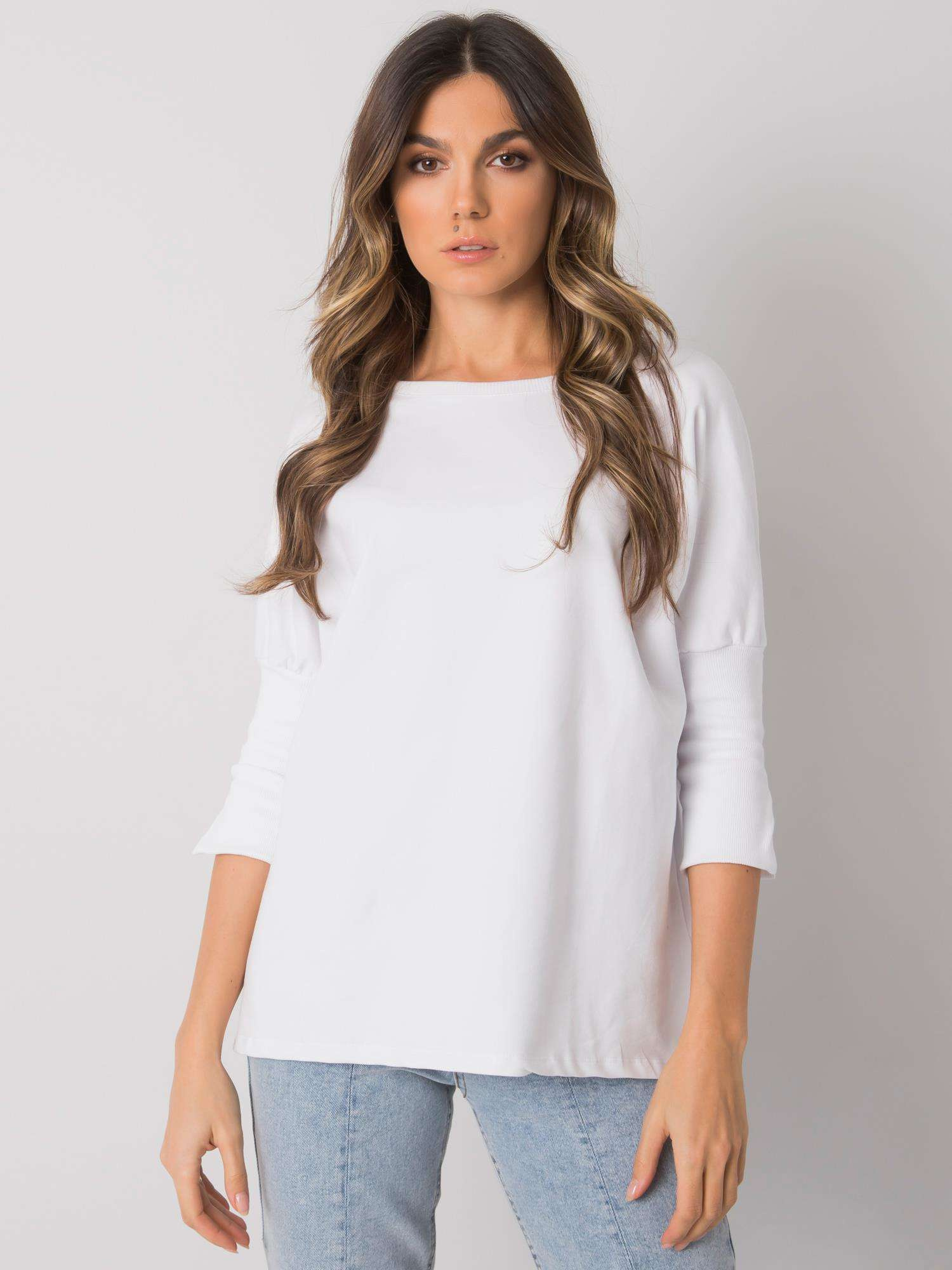 Bílé dámské oversize tričko s 3/4 rukávy RV-BZ-7362.19-white Velikost: L/XL