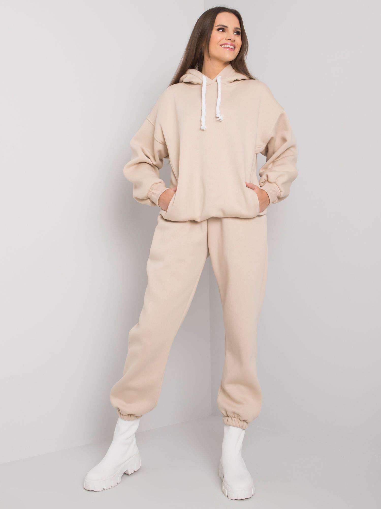 BÉŽOVÁ DÁMSKÁ OVERSIZE TEPLÁKOVÁ SOUPRAVA EM-KMPL-701.71-BEIGE Velikost: L/XL