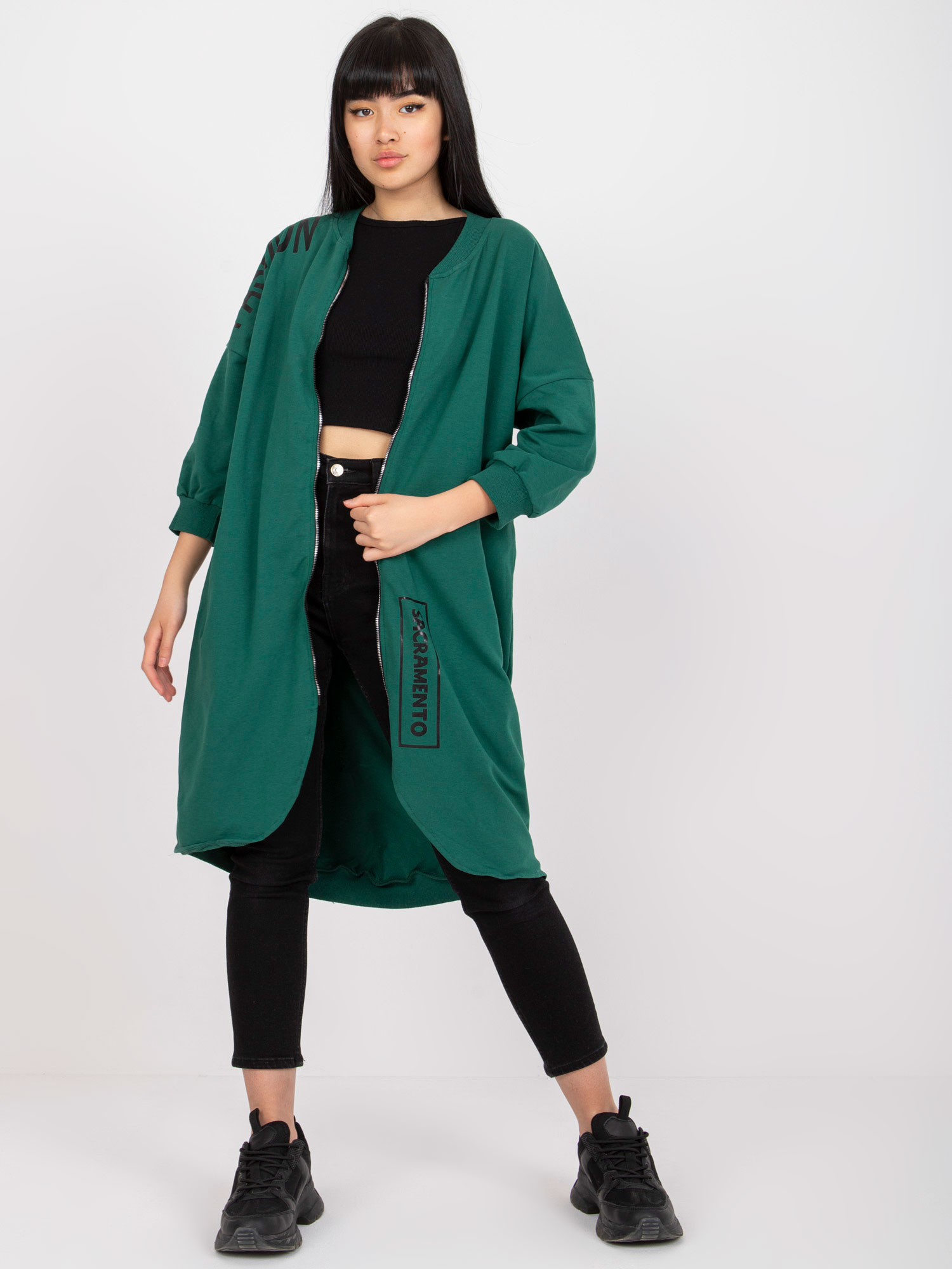 DLOUHÁ ZELENÁ MIKINA NA ZIP -RV-BL-7599.78P-GREEN Velikost: S/M