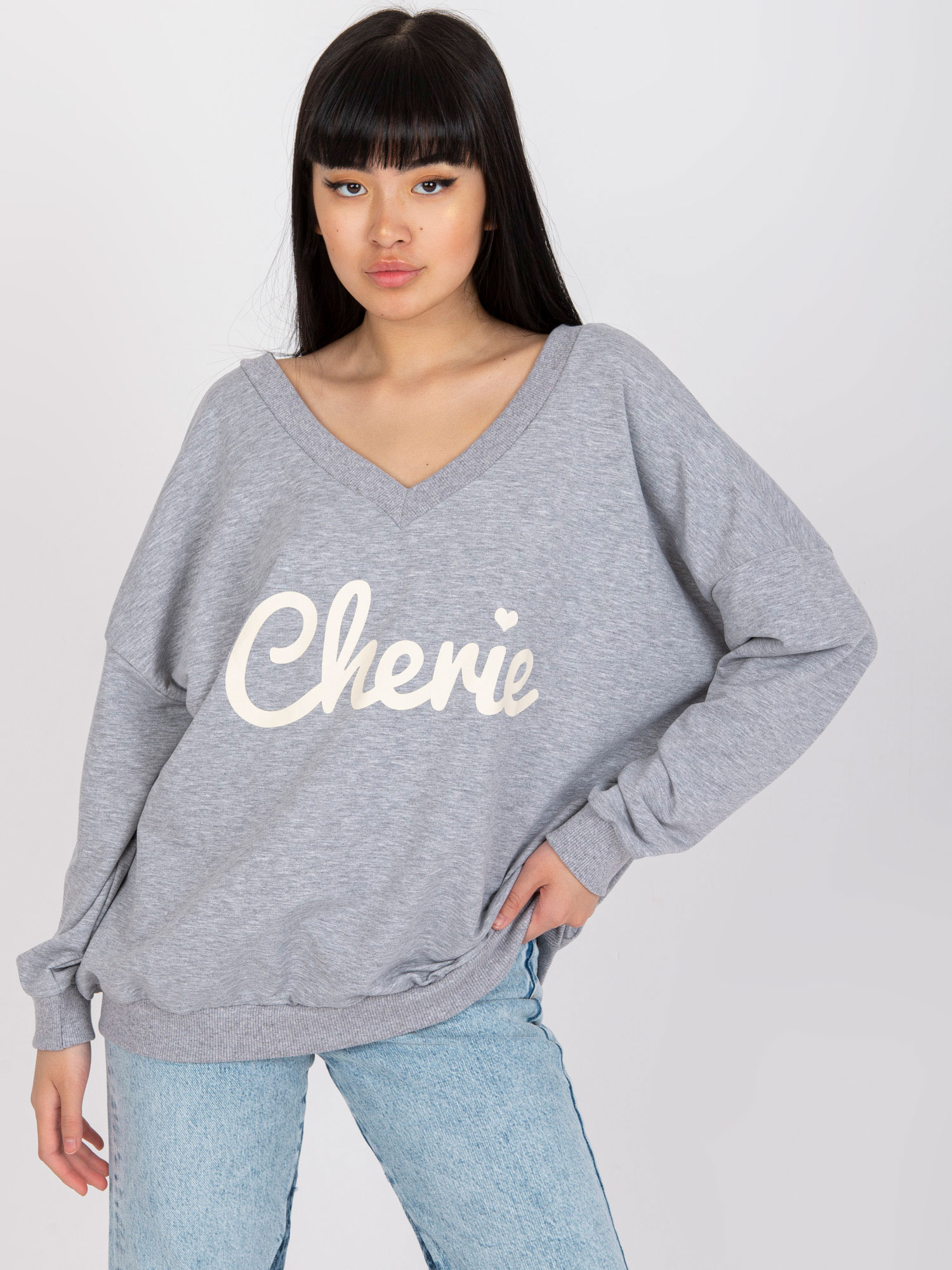 ŠEDÁ MIKINA S VÝSTŘIHEM DO V "CHERIE" -FA-BL-7754.55P-GREY Velikost: ONE SIZE