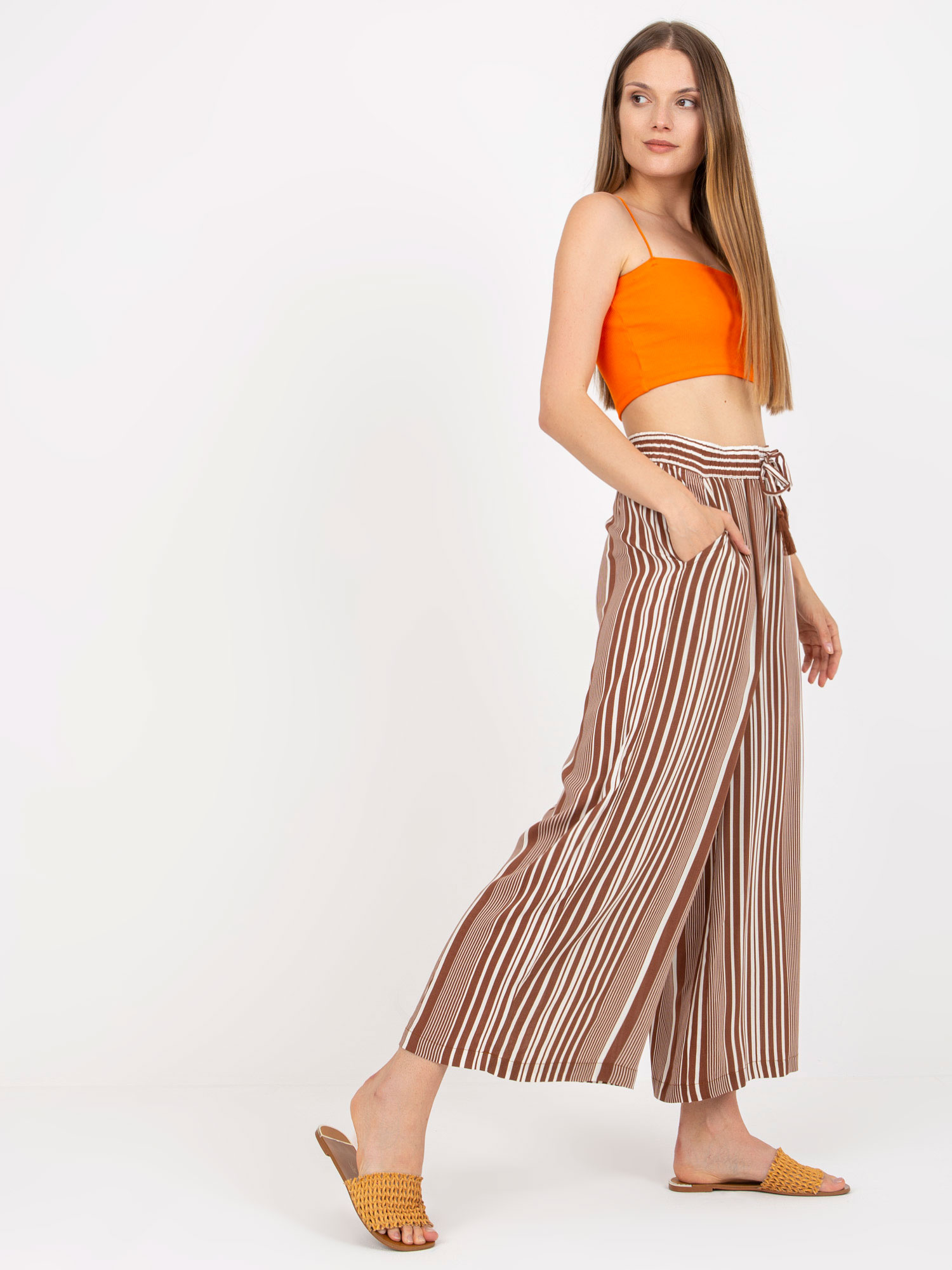 Hnědo-bílé pruhované volné kalhoty D73781M62237A-white-brown Velikost: XL