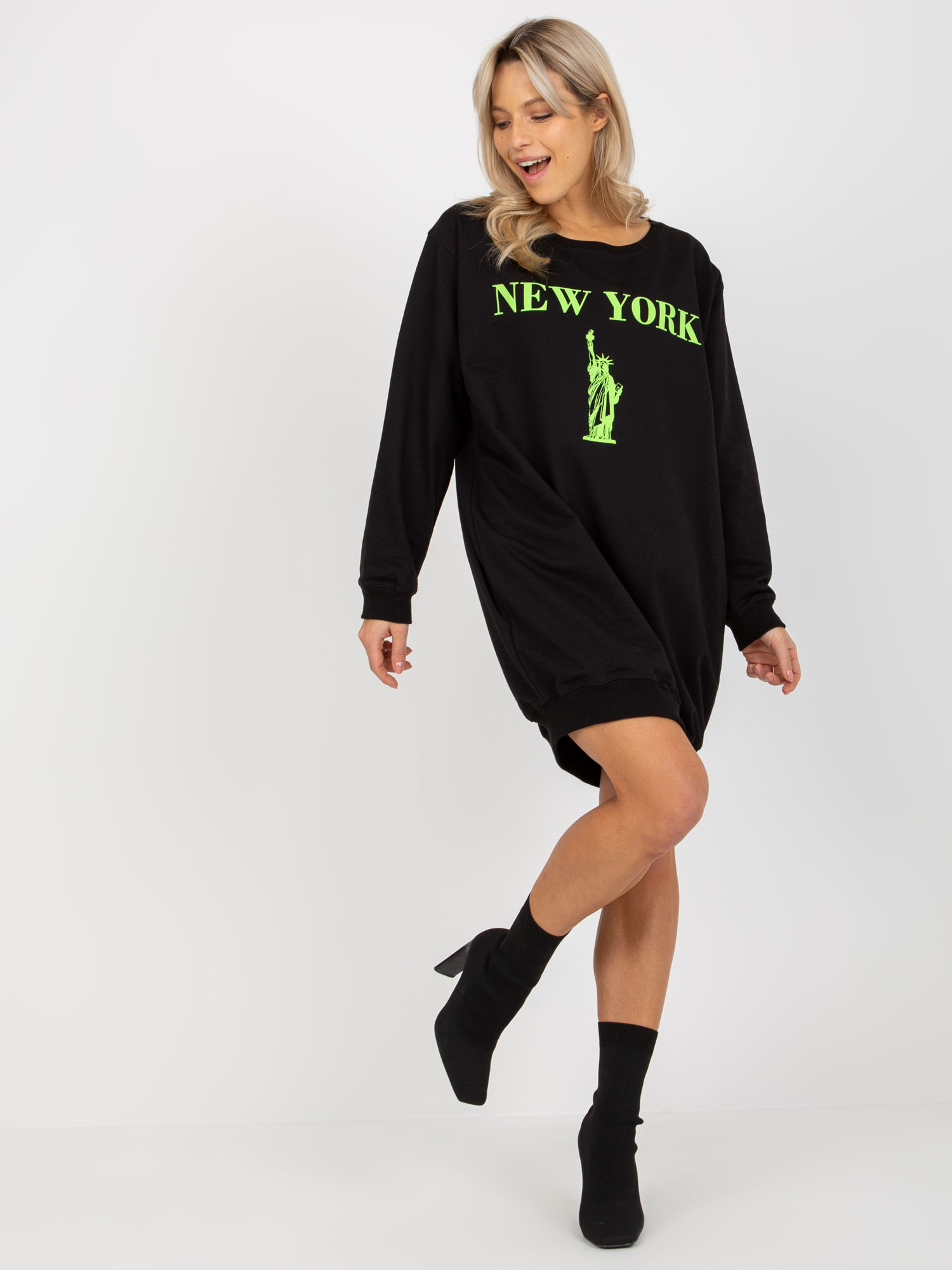 ČERNÉ MIKINOVÉ ŠATY NEW YORK -VI-BL-3212.15X-BLACK Velikost: ONE SIZE