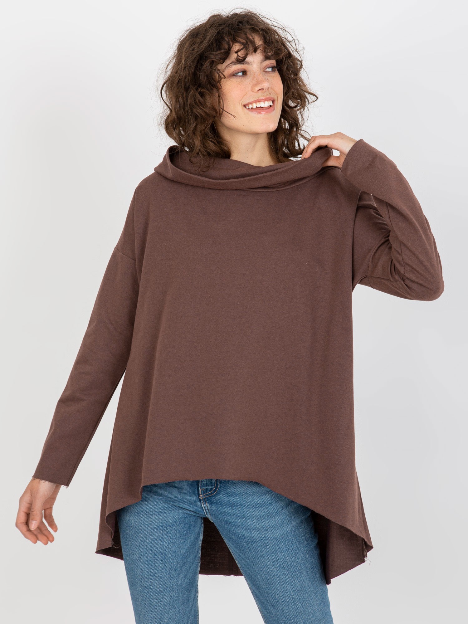 HNĚDÁ VOLNÁ MIKINA S KAPUCÍ -EM-BL-U293.95-BROWN Velikost: ONE SIZE