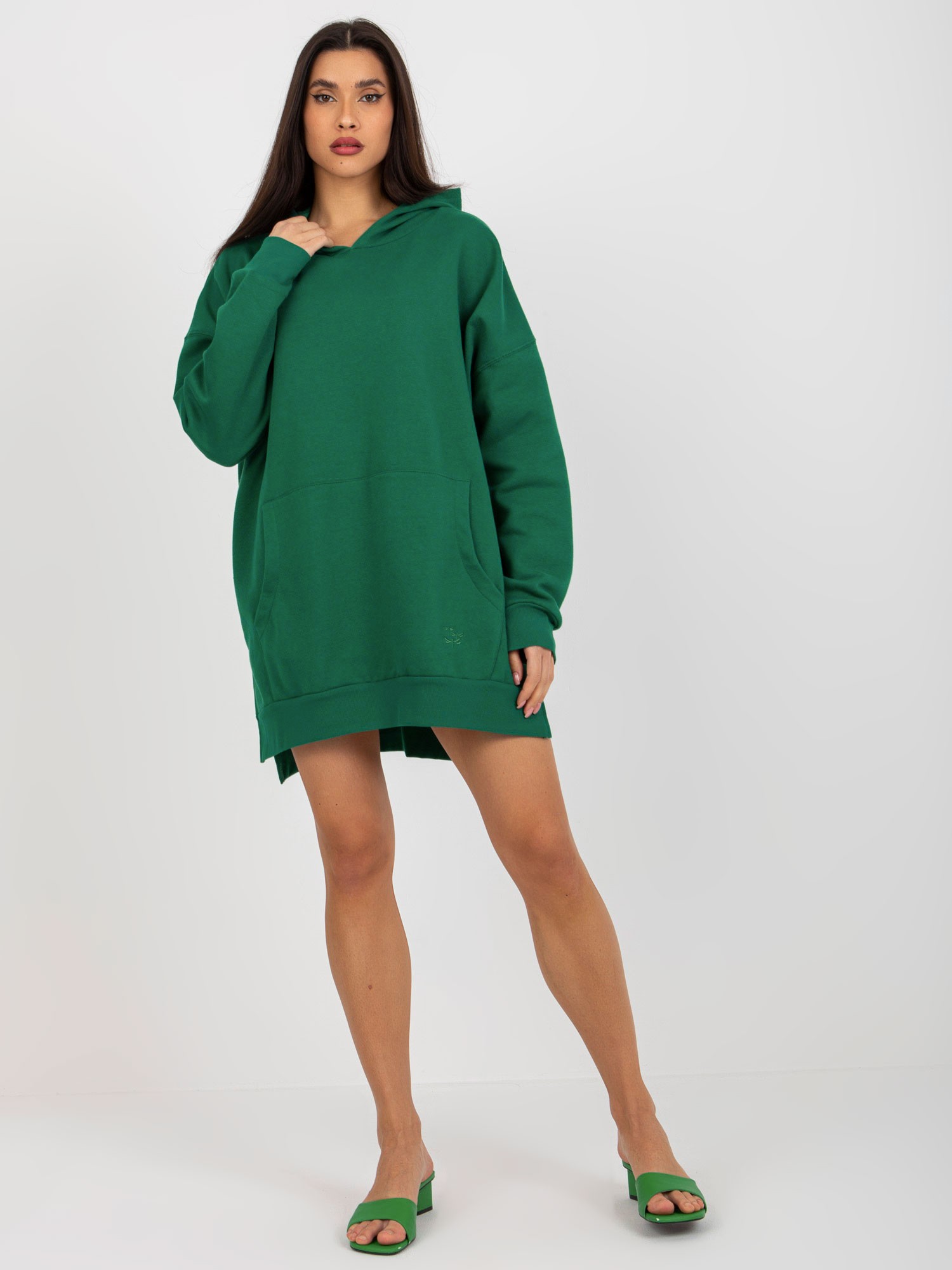 TMAVĚ ZELENÁ DELŠÍ MIKINA S ROZPARKY -TW-BL-2001.11-DARK GREEN Velikost: S/M