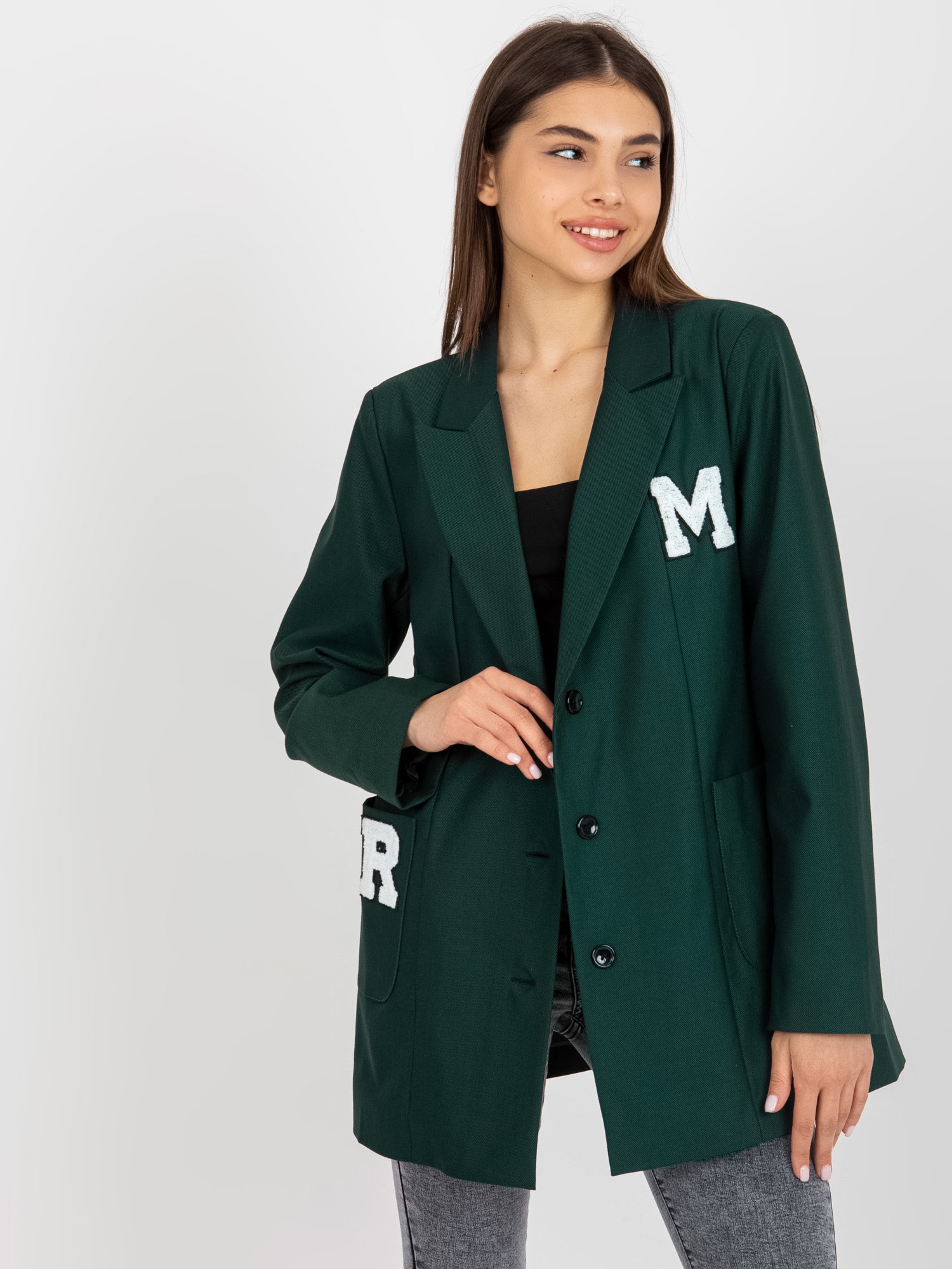 TMAVĚ ZELENÉ SAKO S NÁŠIVKAMI LK-MA-509286-2.45P-DARK GREEN Velikost: ONE SIZE