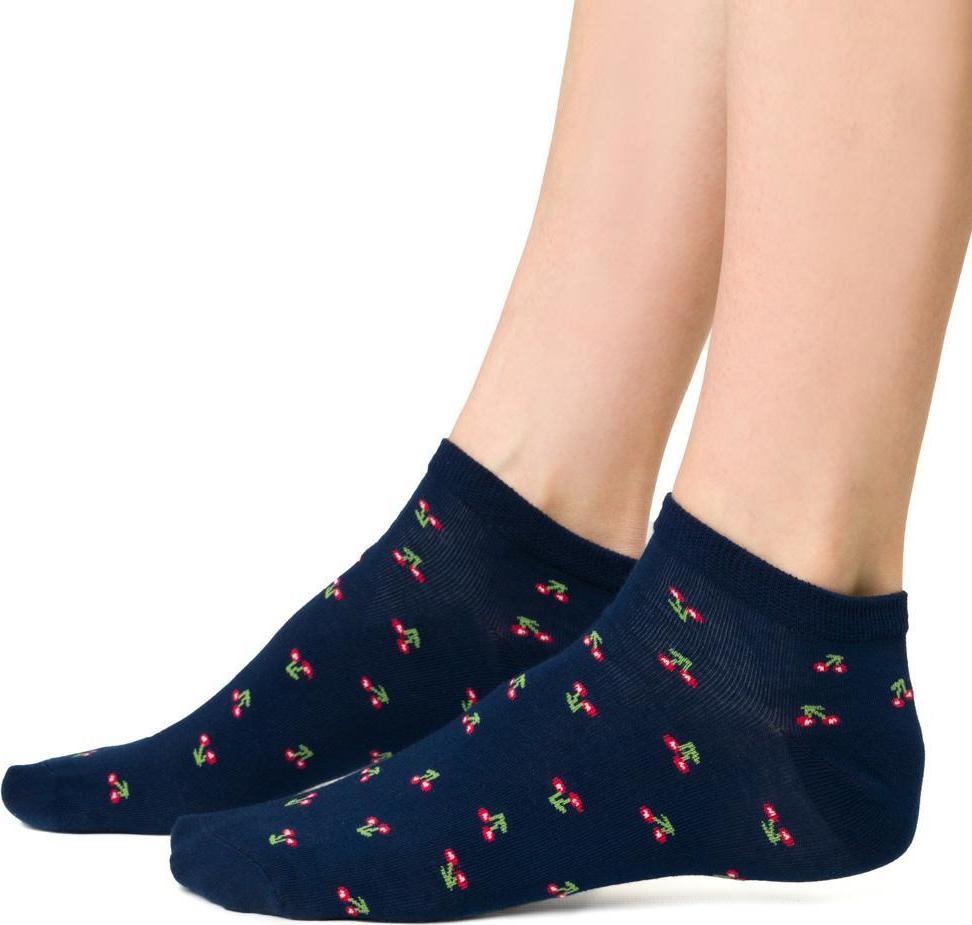 TMAVĚ MODRÉ DÁMSKÉ KOTNÍKOVÉ PONOŽKY S KVĚTINOVÝM POTISKEM  ART.114 KH128,  NAVY BLUE Velikost: 35-37