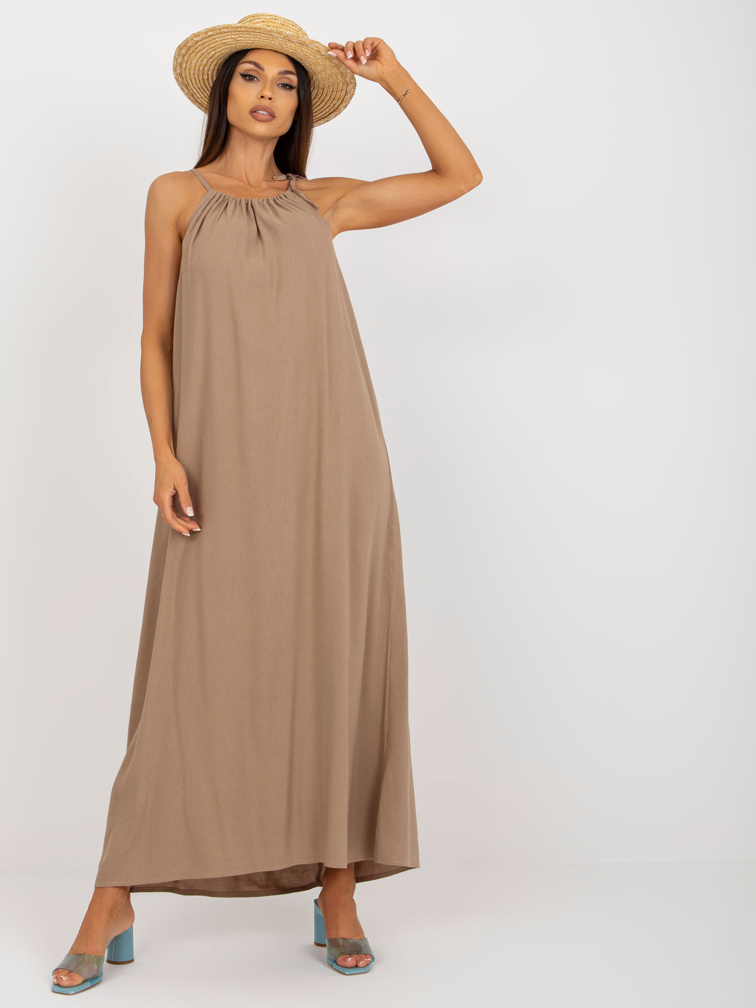 TMAVĚ BÉŽOVÉ MAXI ŠATY NA RAMÍNKA TW-SK-BE-203D.38P-DARK BEIGE Velikost: S