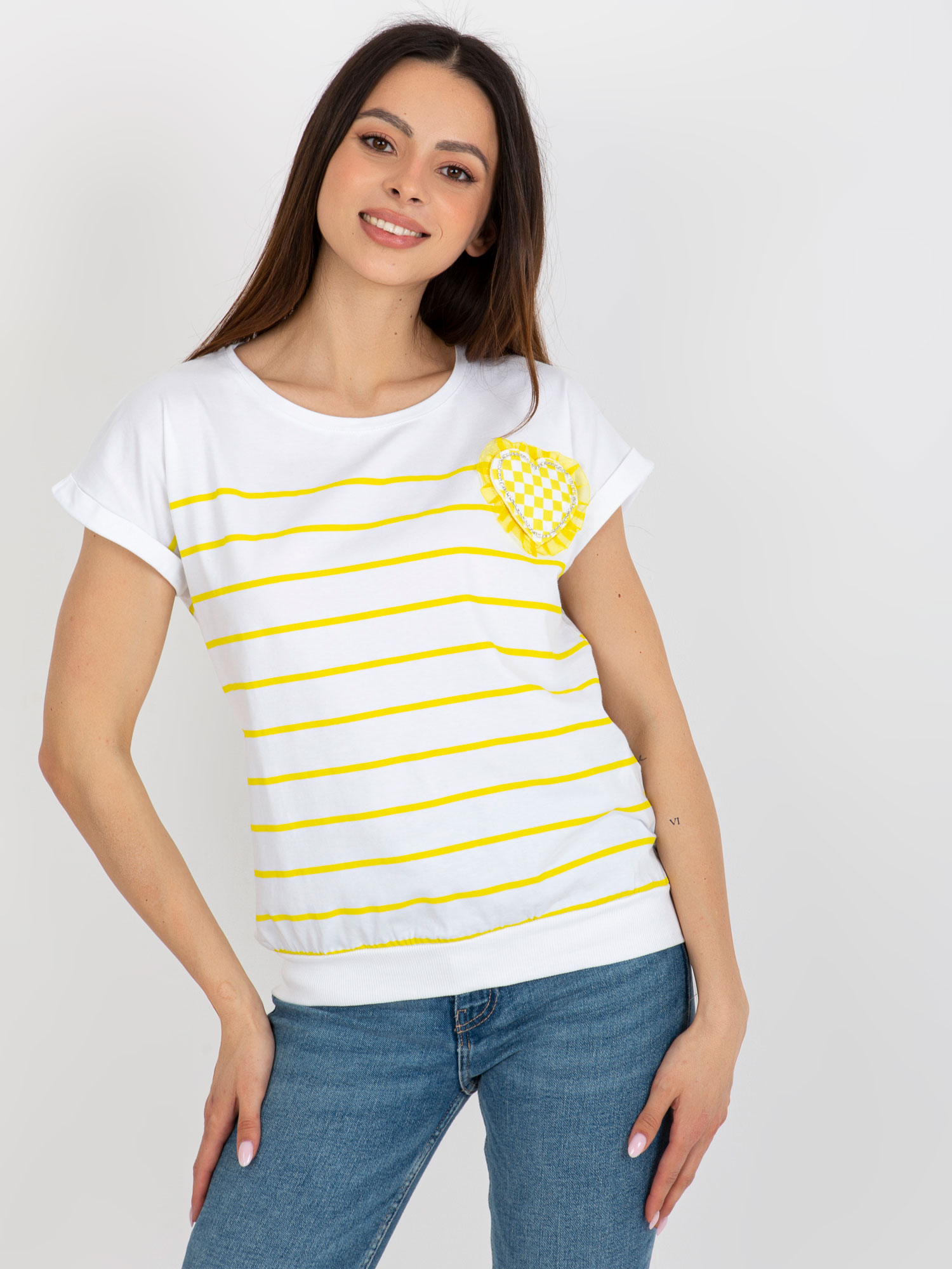 BÍLO-ŽLUTÉ PRUHOVANÉ TRIKO SE SRDÍČKEM RV-BZ-8733.29-WHITE-YELLOW Velikost: ONE SIZE