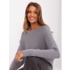 Šedý svetr s netopýřími rukávy