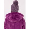 Fialová pletená zimní čepice s kamínky