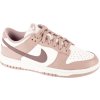 Bílo-růžové dámské tenisky Nike Dunk Low (Velikost 37,5)