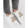 Bílé sneakersy na platformě zdobené medvídkem (Velikost 36)