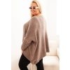 Světle hnědý dámský asymetrický plus size pletený svetr