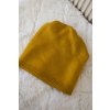 Hořčicová dámská čepice s jemným leskem