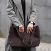 Tmavě hnědá dámská semišová shopper kabelka (Velikost ONE SIZE)