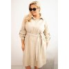Smetanové koženkové Plus Size šaty s páskem a límečkem