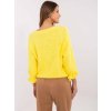 Žlutý dámský oversize svetr s volány na rukávech