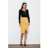 Žlutá skládaná sukně