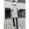 Světle šedý dámský lesklý zimní prošívaný kabát se zlatými odlesky