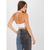 Bílý crop top s výstřihem
