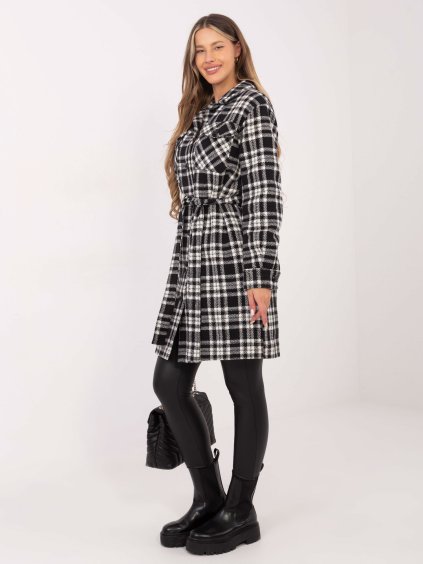 Fekete-fehér női kockás kabát