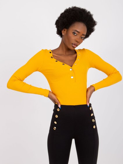 Tracy Világos narancssárga póló dekoratív nyakkivágással