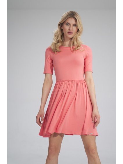 Őszibarack színű ruha rövid ujjakkal